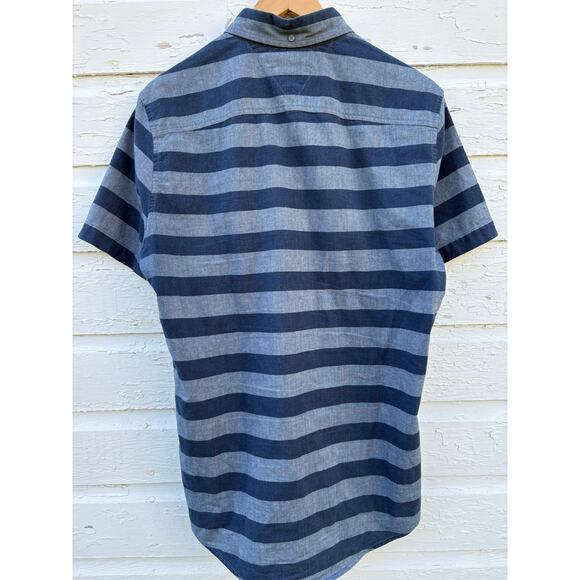 Tommy Hilfiger Button Down Camp Shirt Mens M Blue Stripe 100% Cotton Preppy - Picture 3 of 6